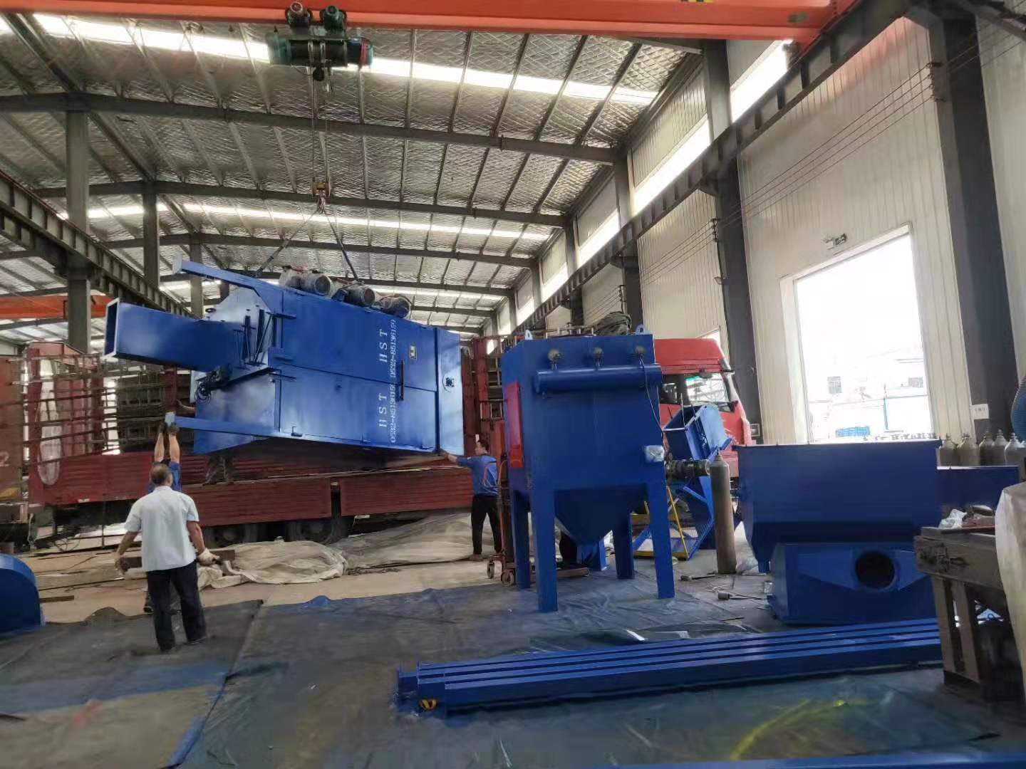 南安市履帶式拋丸除銹清理機(jī)_南安市通過式噴丸設(shè)備_南安市吊鉤式噴砂機(jī)_南安市吊鉤式拋丸機(jī)優(yōu)點(diǎn)是什么？